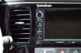 广汽三菱欧蓝德PHEV上海车展实拍