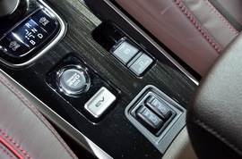 广汽三菱欧蓝德PHEV上海车展实拍