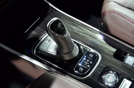 广汽三菱欧蓝德PHEV上海车展实拍