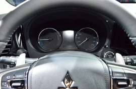 广汽三菱欧蓝德PHEV上海车展实拍