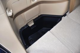 2012款广汽丰田全新汉兰达2.7L豪华版