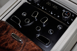 2012款宾利慕尚女王登基钻禧纪念版