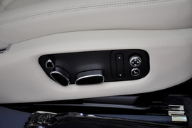 2012款宾利慕尚女王登基钻禧纪念版