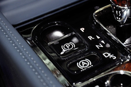 2012款宾利慕尚女王登基钻禧纪念版