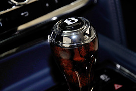 2012款宾利慕尚女王登基钻禧纪念版