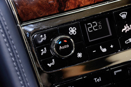 2012款宾利慕尚女王登基钻禧纪念版