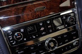 2012款宾利慕尚女王登基钻禧纪念版