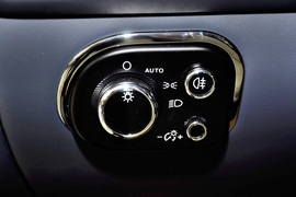 2012款宾利慕尚女王登基钻禧纪念版