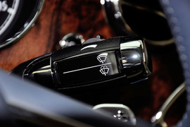 2012款宾利慕尚女王登基钻禧纪念版