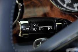 2012款宾利慕尚女王登基钻禧纪念版