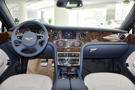 2012款宾利慕尚女王登基钻禧纪念版