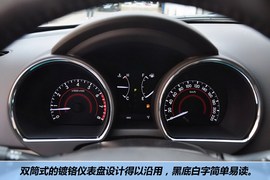 2012款广汽丰田全新汉兰达2.7L豪华版