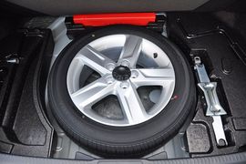 2012款丰田凯美瑞骏瑞2.5S