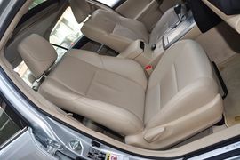 2012款丰田凯美瑞骏瑞2.5S