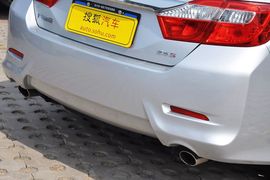 2012款丰田凯美瑞骏瑞2.5S