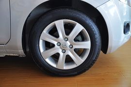 2012款铃木派喜1.4L手动尊贵型到店实拍