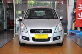 2012款铃木派喜1.4L手动尊贵型到店实拍