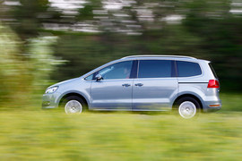 2012款大众夏朗2.0TSI试驾实拍