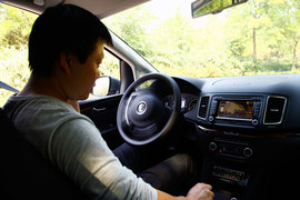 2012款大众夏朗2.0TSI试驾实拍