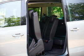 2012款大众夏朗2.0TSI试驾实拍