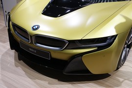 宝马i8质子磨砂黄限量版上海车展实拍