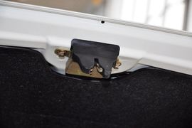 2012款力帆620EV纯电动汽车