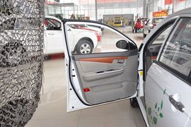 2012款力帆620EV纯电动汽车