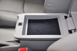 2012款力帆620EV纯电动汽车