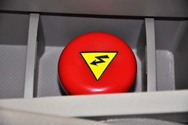 2012款力帆620EV纯电动汽车