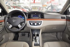 2012款力帆620EV纯电动汽车