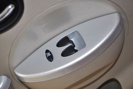 2012款力帆320冠军版1.3L标准型