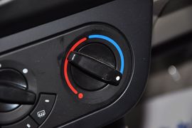 2012款力帆320冠军版1.3L标准型