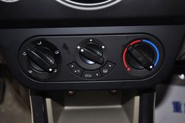 2012款力帆320冠军版1.3L标准型