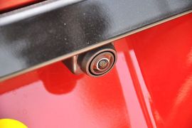 2012款路虎揽胜极光5门耀动版