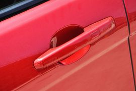 2012款路虎揽胜极光5门耀动版