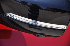 2012款路虎揽胜极光5门耀动版