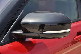 2012款路虎揽胜极光5门耀动版