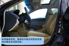 2012款本田雅阁对比测试