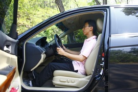 2012款本田雅阁对比测试