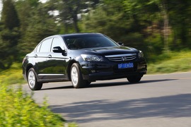 2012款本田雅阁对比测试