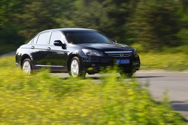 2012款本田雅阁对比测试