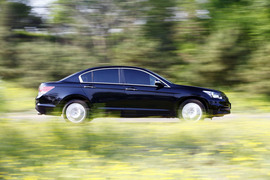 2012款本田雅阁对比测试