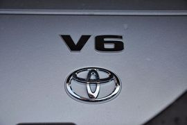 2012款丰田埃尔法3.5L豪华版