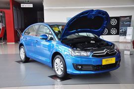 2012款东风雪铁龙新世嘉两厢1.6L自动乐享型