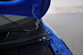 2012款东风雪铁龙新世嘉两厢1.6L自动乐享型