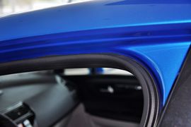 2012款东风雪铁龙新世嘉两厢1.6L自动乐享型