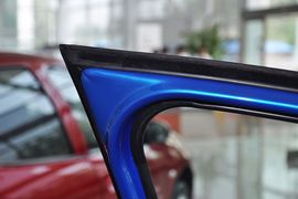 2012款东风雪铁龙新世嘉两厢1.6L自动乐享型
