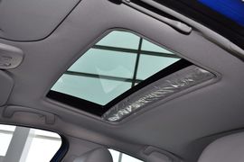 2012款东风雪铁龙新世嘉两厢1.6L自动乐享型