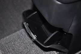 2012款东风雪铁龙新世嘉两厢1.6L自动乐享型
