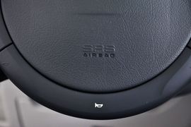2012款东风雪铁龙新世嘉两厢1.6L自动乐享型